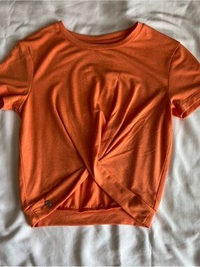 Buffbunny Women's Orange Twist-Front Short Sleeve Top
